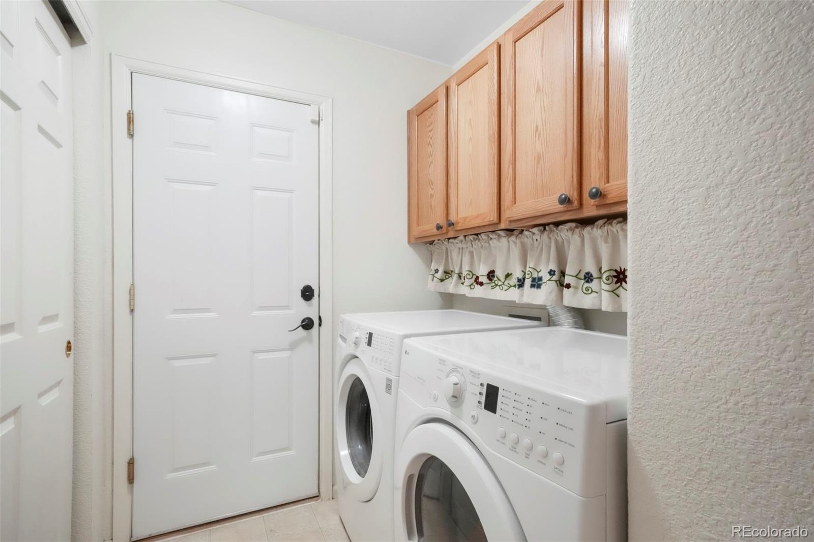 MLS Image #14 for 21863 e oxford place,aurora, Colorado