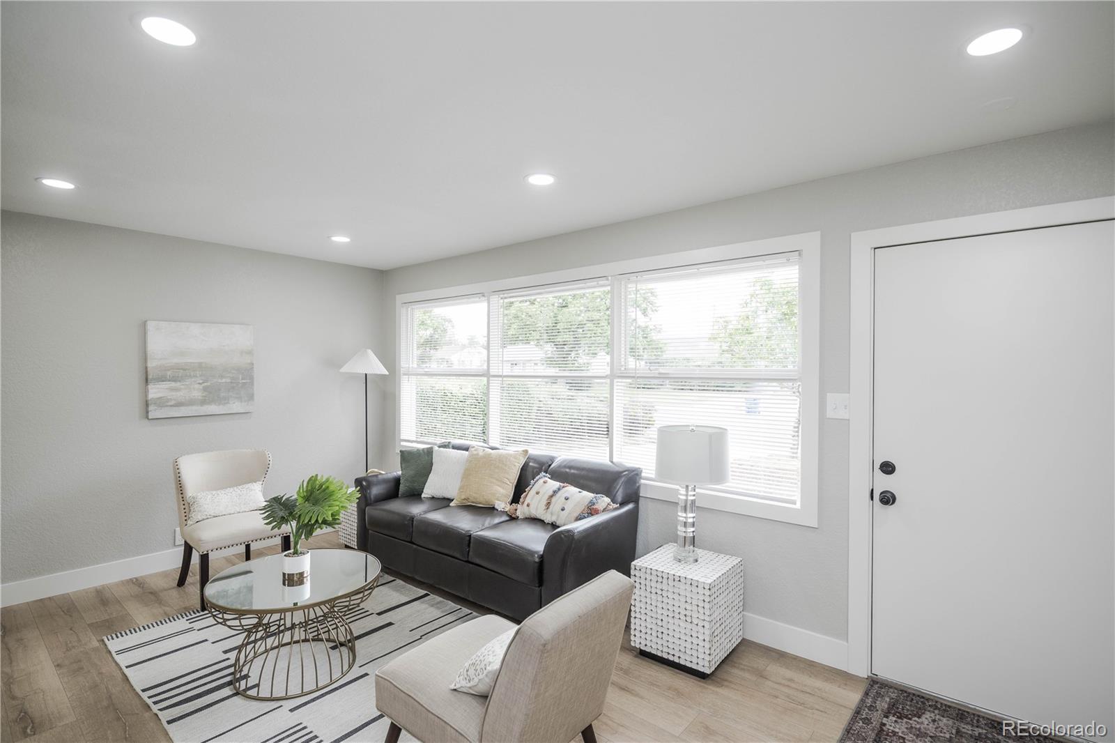 MLS Image #5 for 740  moline street,aurora, Colorado
