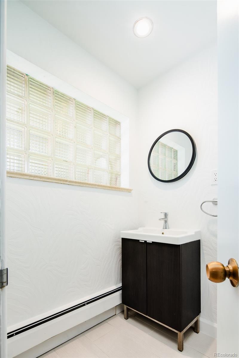 MLS Image #19 for 6600 e 4th avenue,denver, Colorado