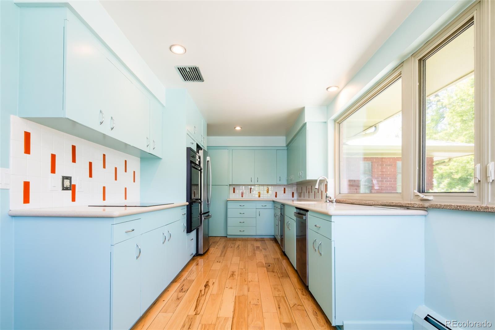 MLS Image #9 for 6600 e 4th avenue,denver, Colorado