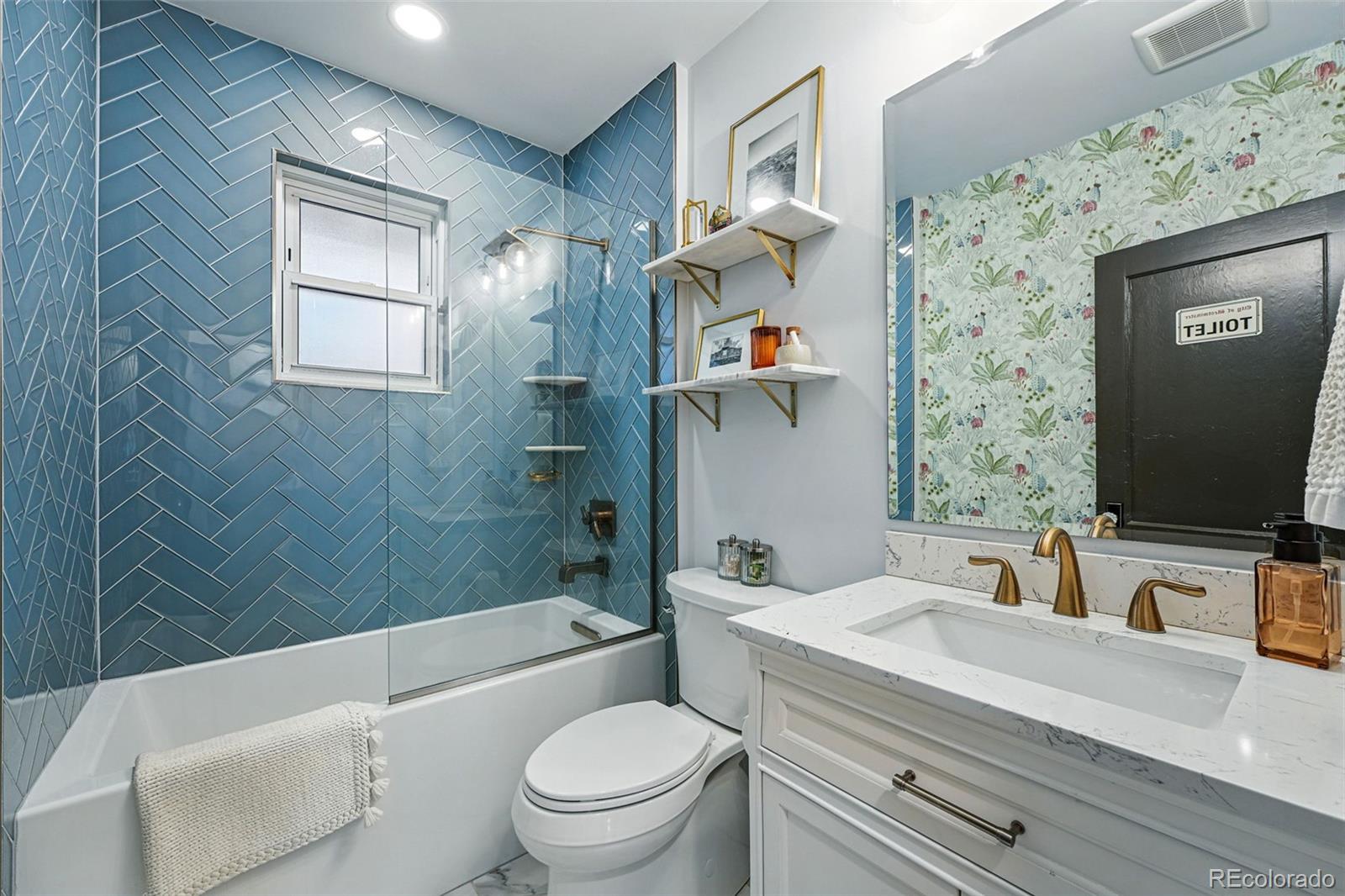 MLS Image #27 for 3437 w 35th avenue,denver, Colorado