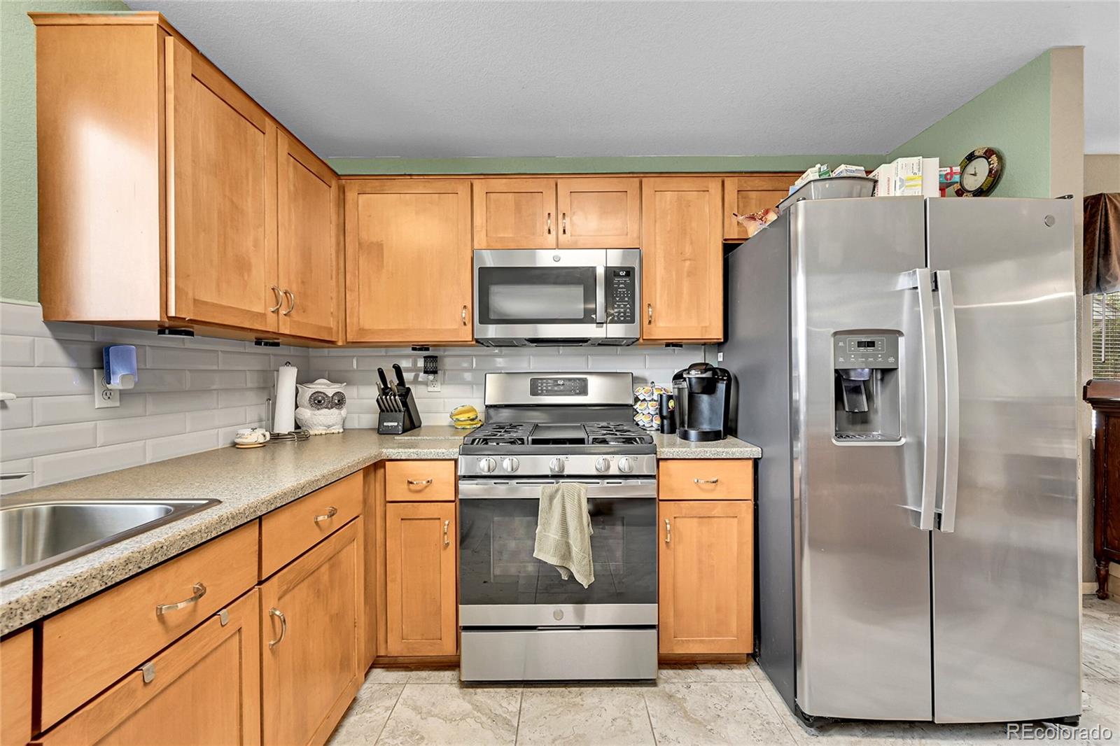 MLS Image #4 for 11285  iola street,commerce city, Colorado