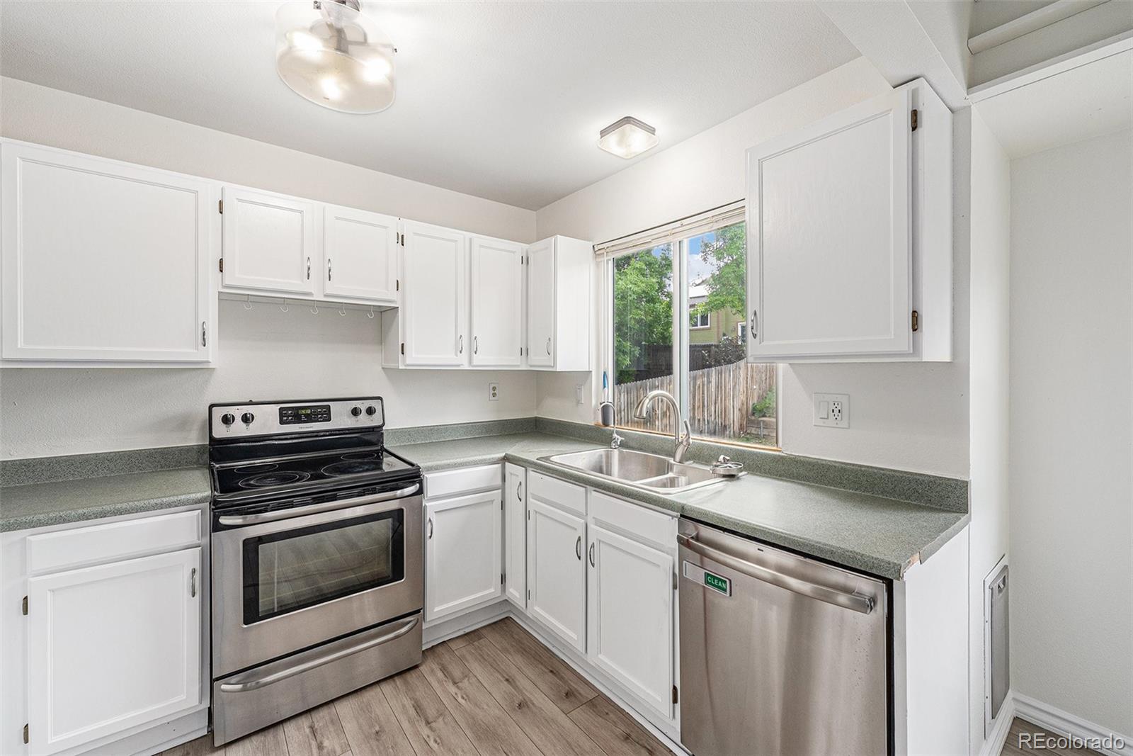 MLS Image #11 for 11407 w 103rd avenue,broomfield, Colorado