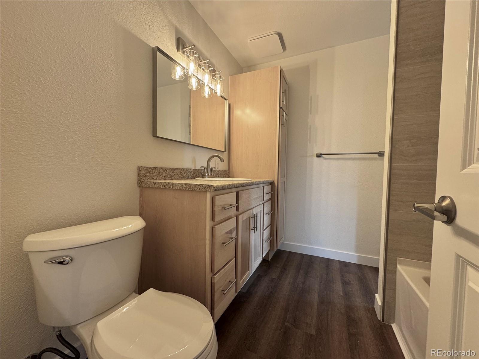 MLS Image #8 for 50 e highline circle,centennial, Colorado