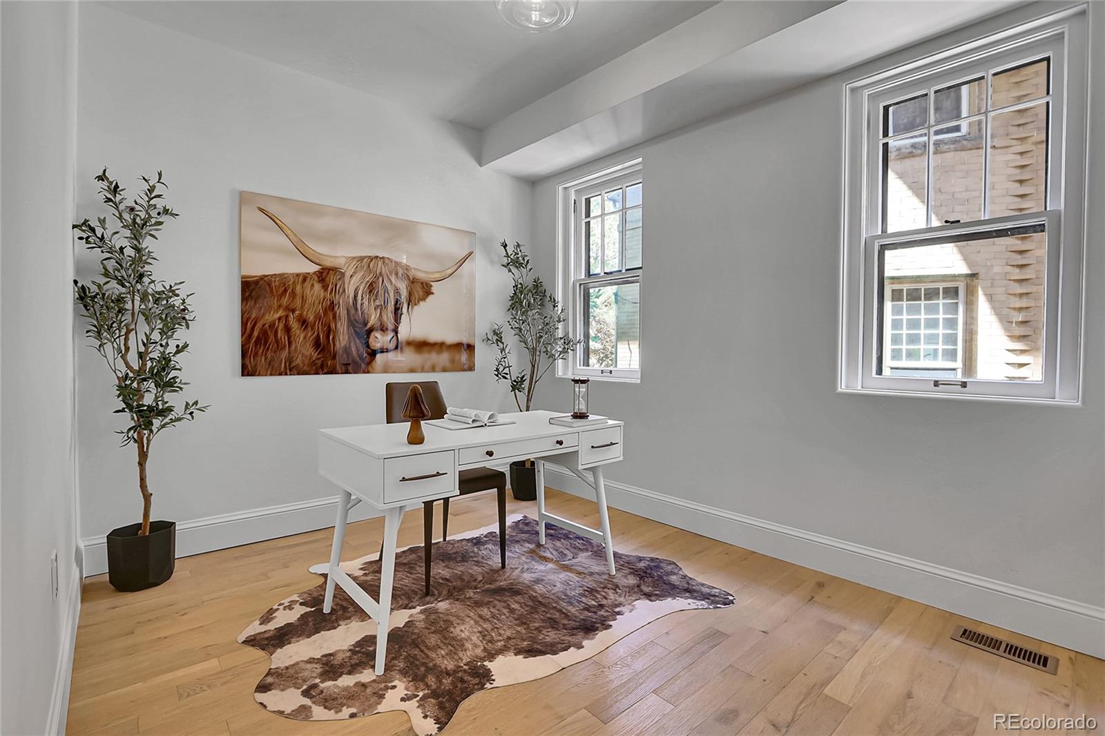 MLS Image #14 for 1343  milwaukee street,denver, Colorado