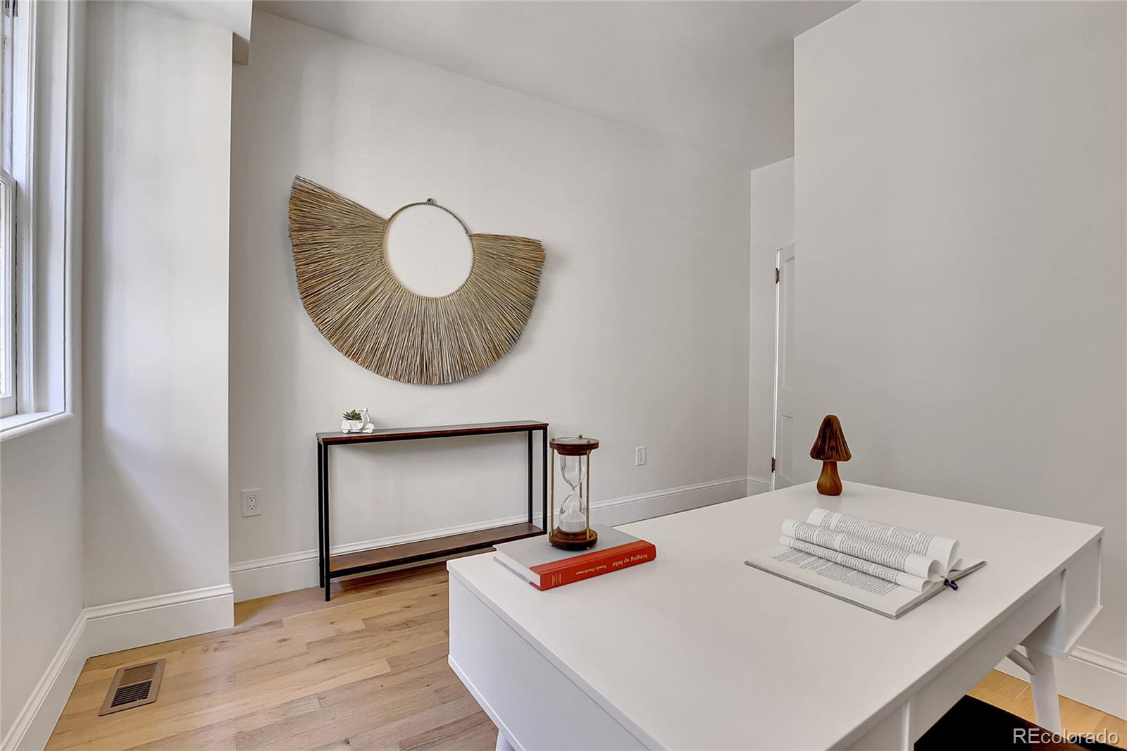 MLS Image #15 for 1343  milwaukee street,denver, Colorado