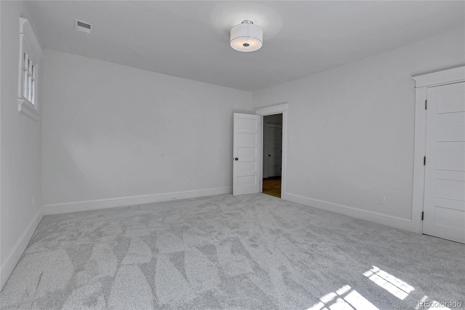 MLS Image #19 for 1343  milwaukee street,denver, Colorado