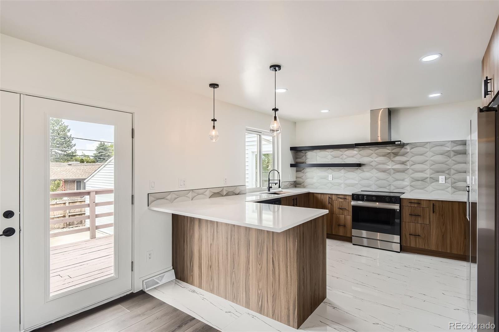MLS Image #5 for 8925  oakwood street,westminster, Colorado