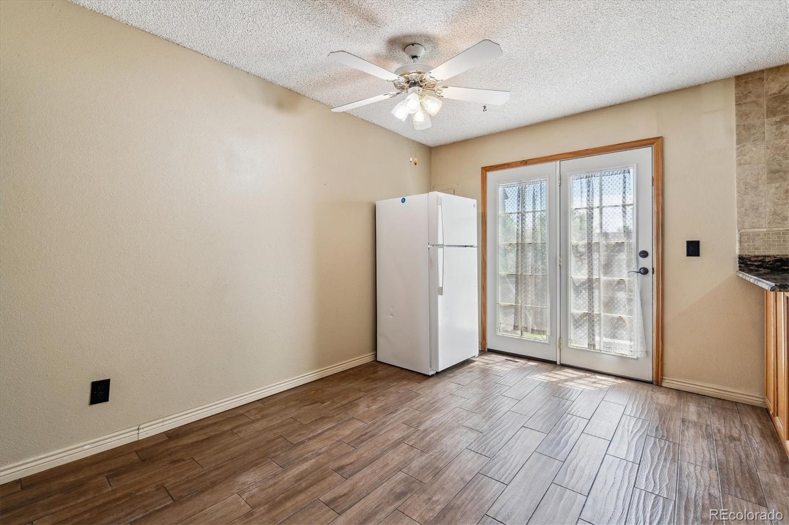 MLS Image #11 for 3616 w radcliff avenue,denver, Colorado