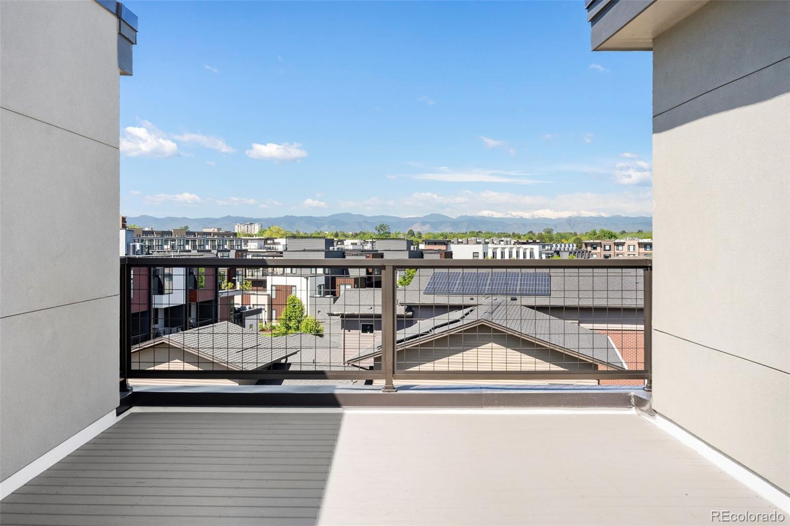 MLS Image #14 for 22  oneida court,denver, Colorado