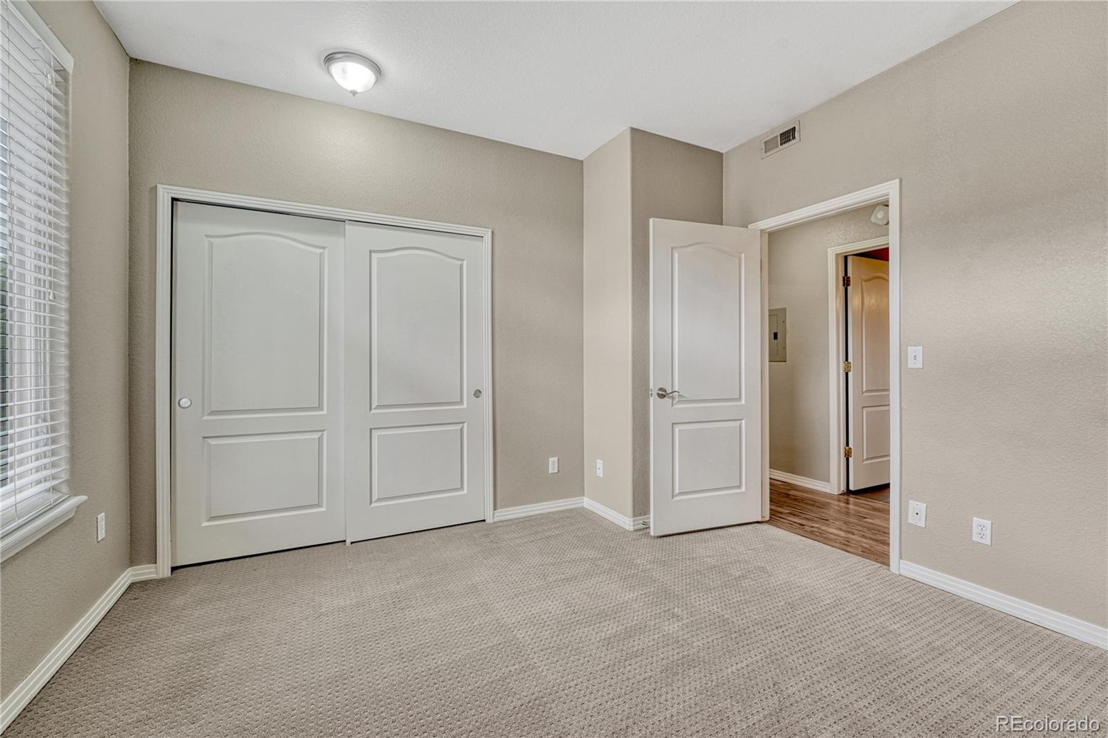 MLS Image #16 for 980 s locust street,denver, Colorado