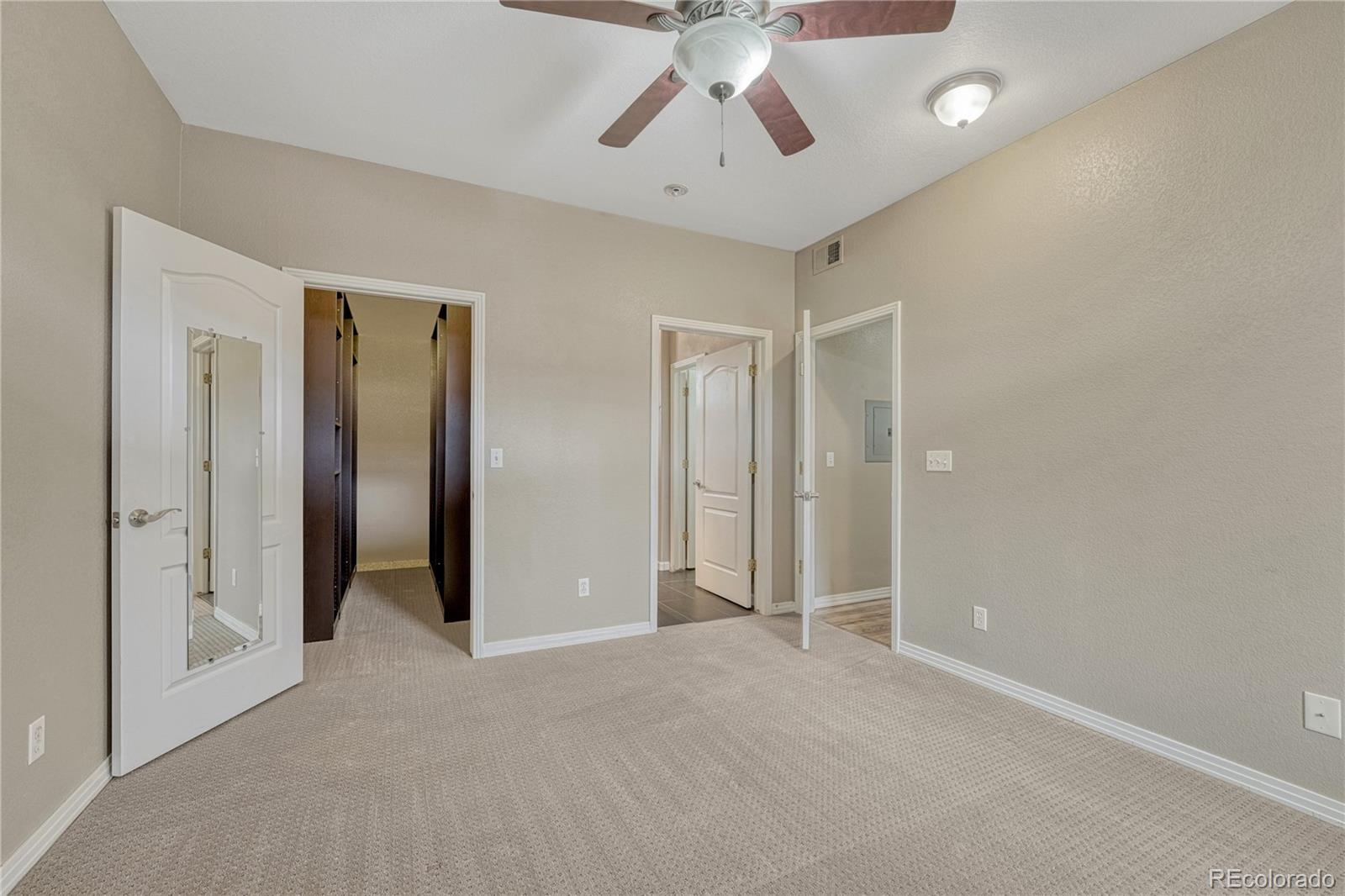 MLS Image #23 for 980 s locust street,denver, Colorado