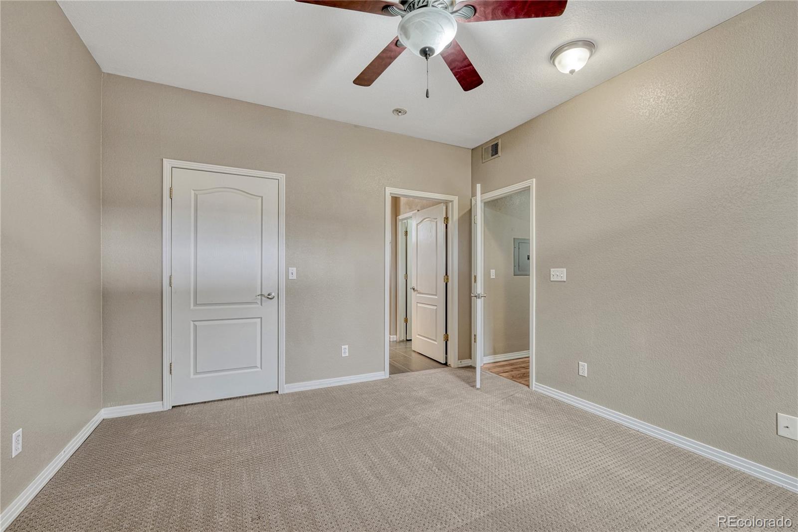 MLS Image #24 for 980 s locust street,denver, Colorado