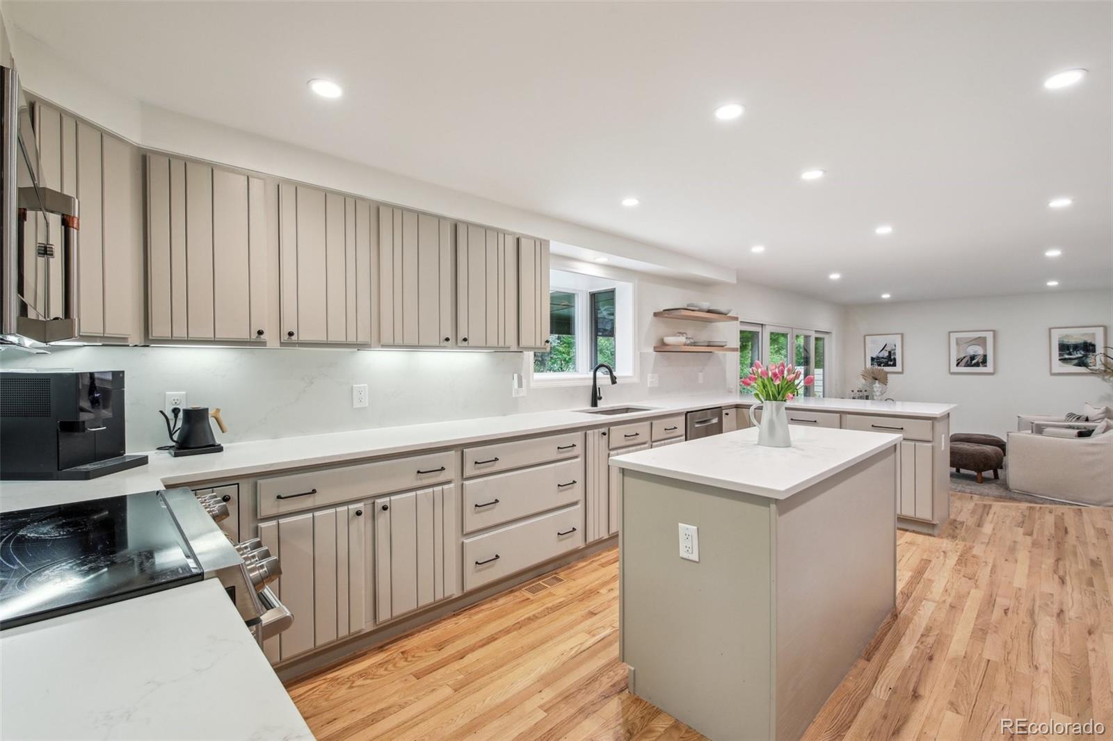 MLS Image #9 for 632  wyoming street,golden, Colorado