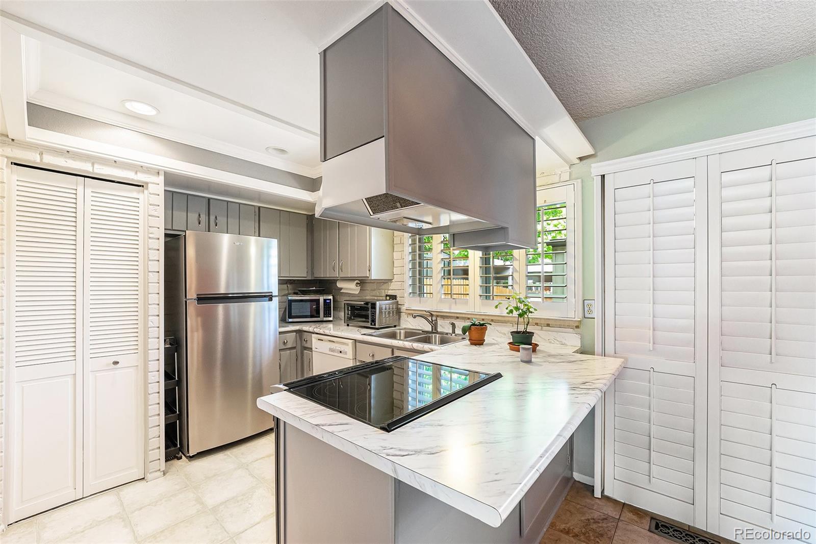 MLS Image #2 for 628 s carr street,lakewood, Colorado