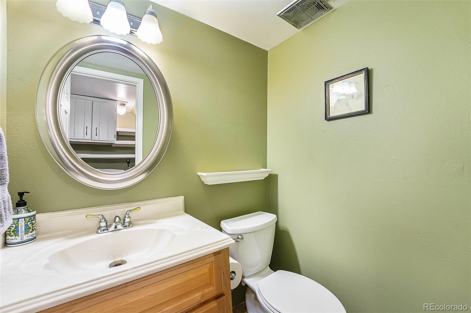 MLS Image #4 for 628 s carr street,lakewood, Colorado