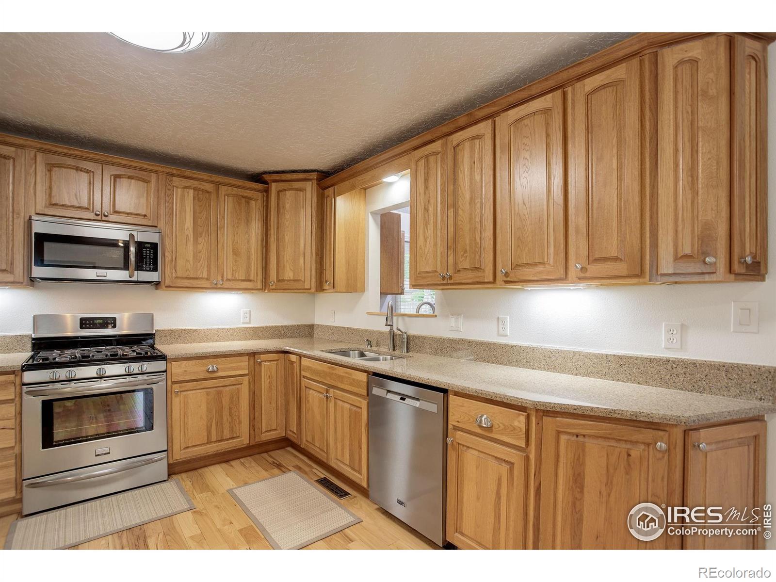 MLS Image #12 for 2011  44th avenue,greeley, Colorado