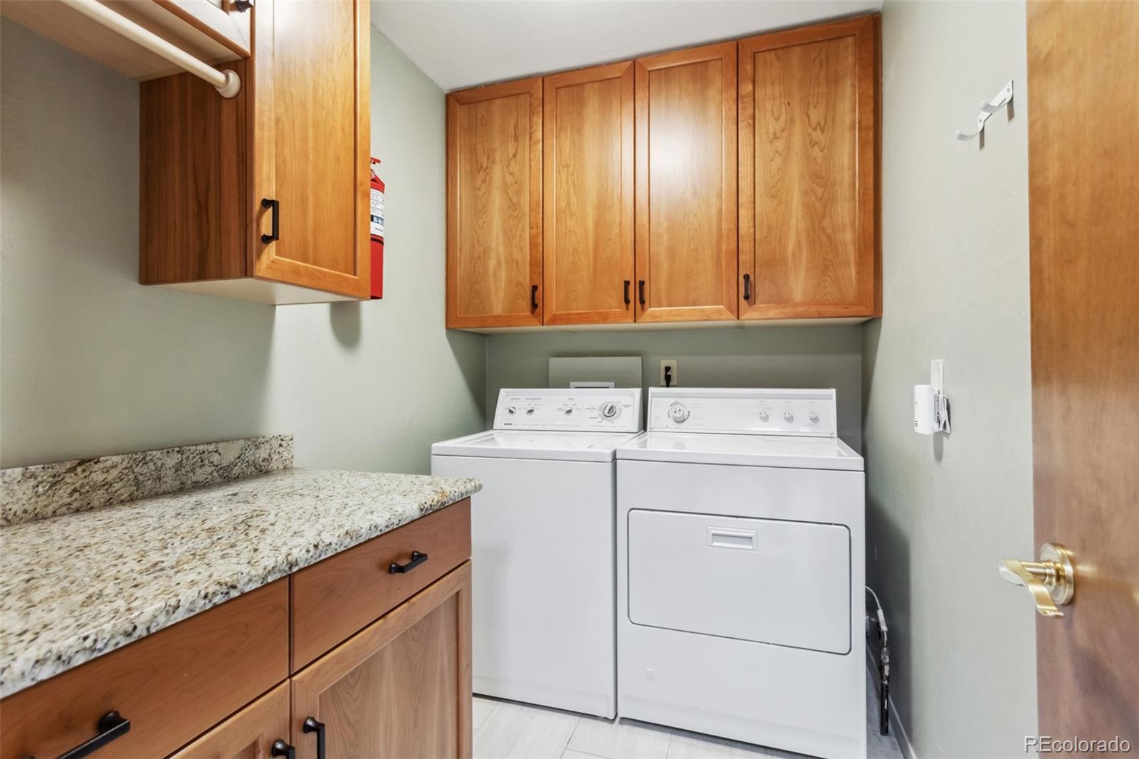 MLS Image #19 for 2  larkdale drive,littleton, Colorado