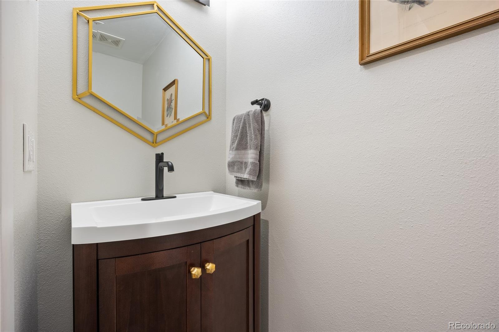 MLS Image #24 for 11035 e berry avenue,englewood, Colorado