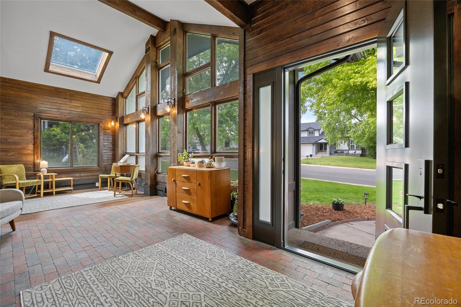 MLS Image #3 for 11035 e berry avenue,englewood, Colorado
