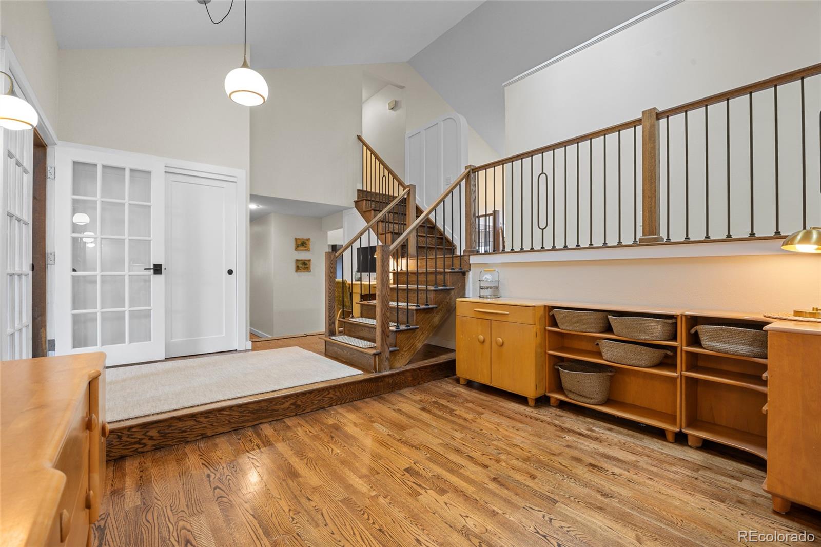 MLS Image #8 for 11035 e berry avenue,englewood, Colorado