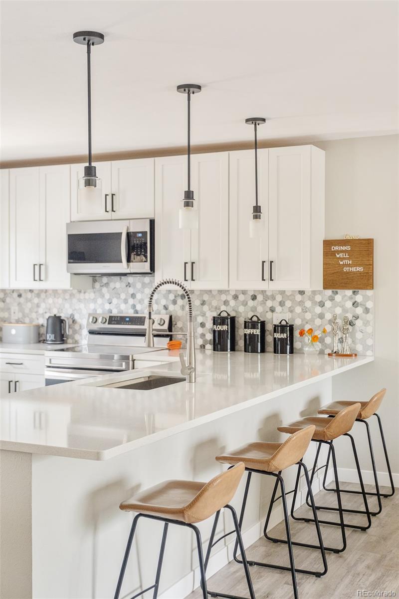 MLS Image #6 for 2027 s welch circle,lakewood, Colorado