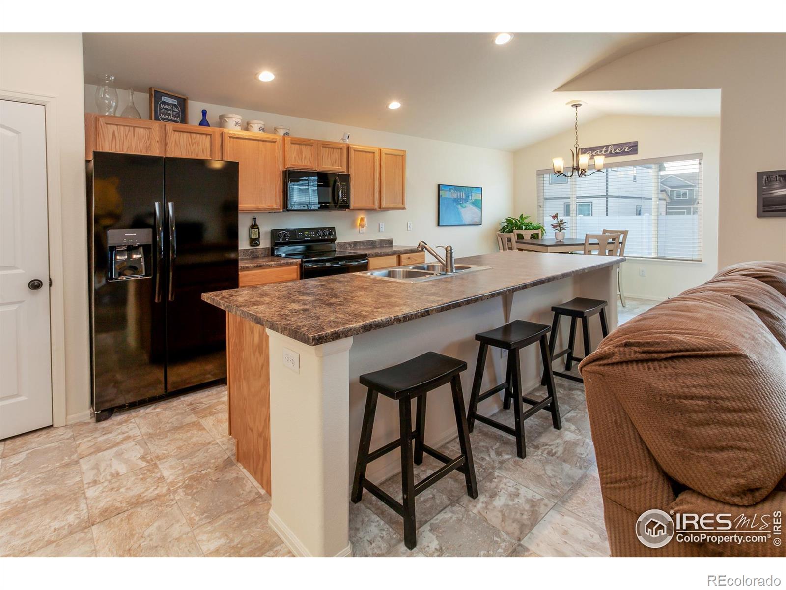 MLS Image #12 for 944  maplebrook drive,windsor, Colorado