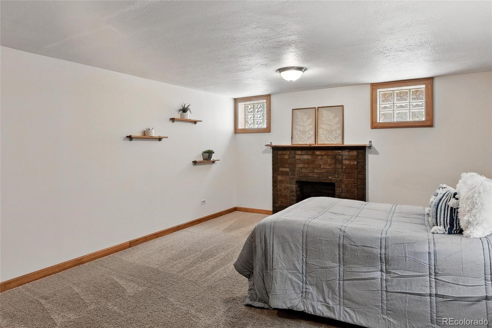 MLS Image #25 for 3611 n vine street,denver, Colorado