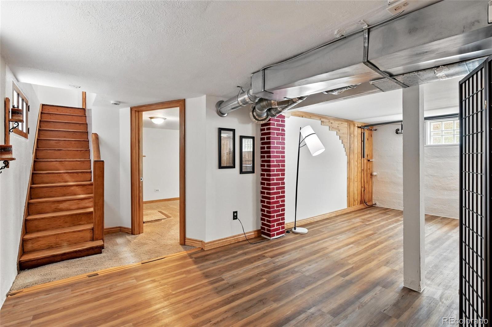 MLS Image #32 for 3611 n vine street,denver, Colorado