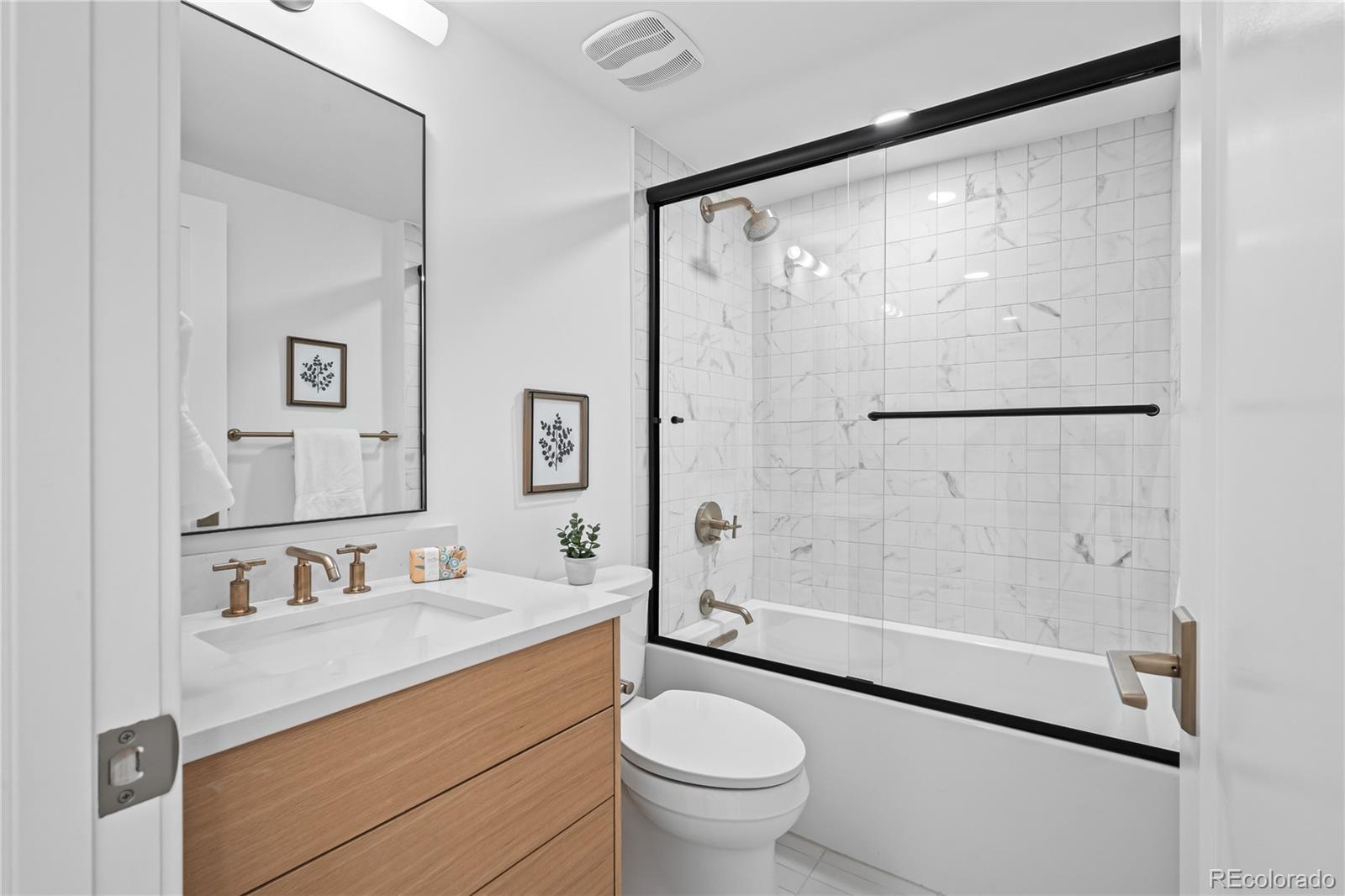 MLS Image #40 for 456  cherry street,denver, Colorado