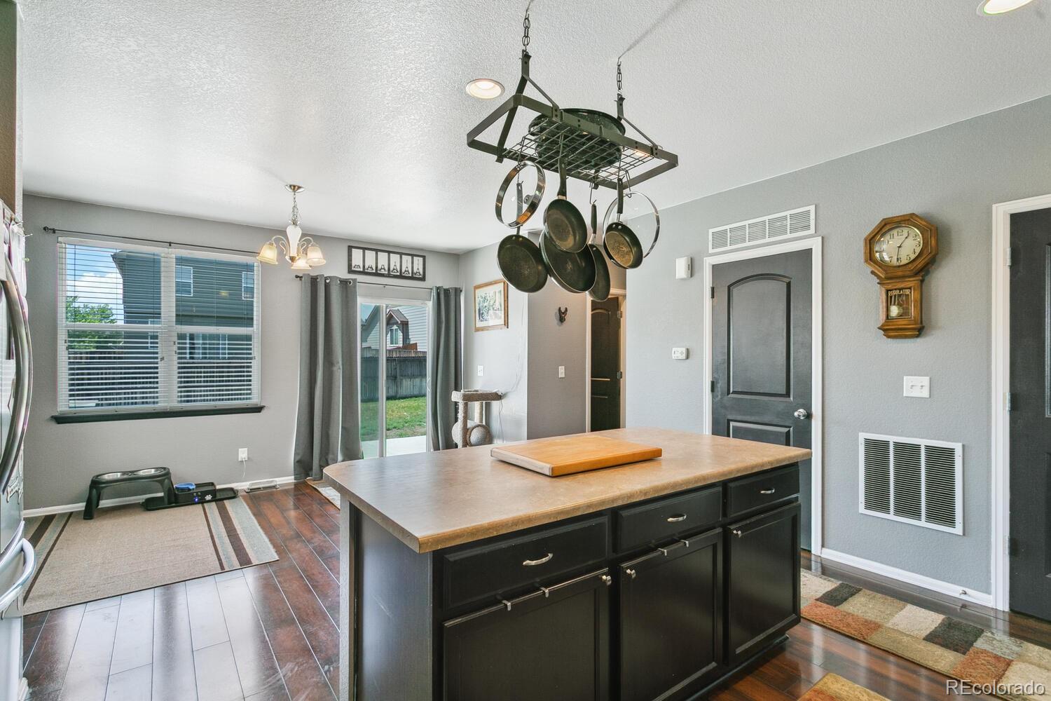 MLS Image #10 for 9919  memphis street,commerce city, Colorado