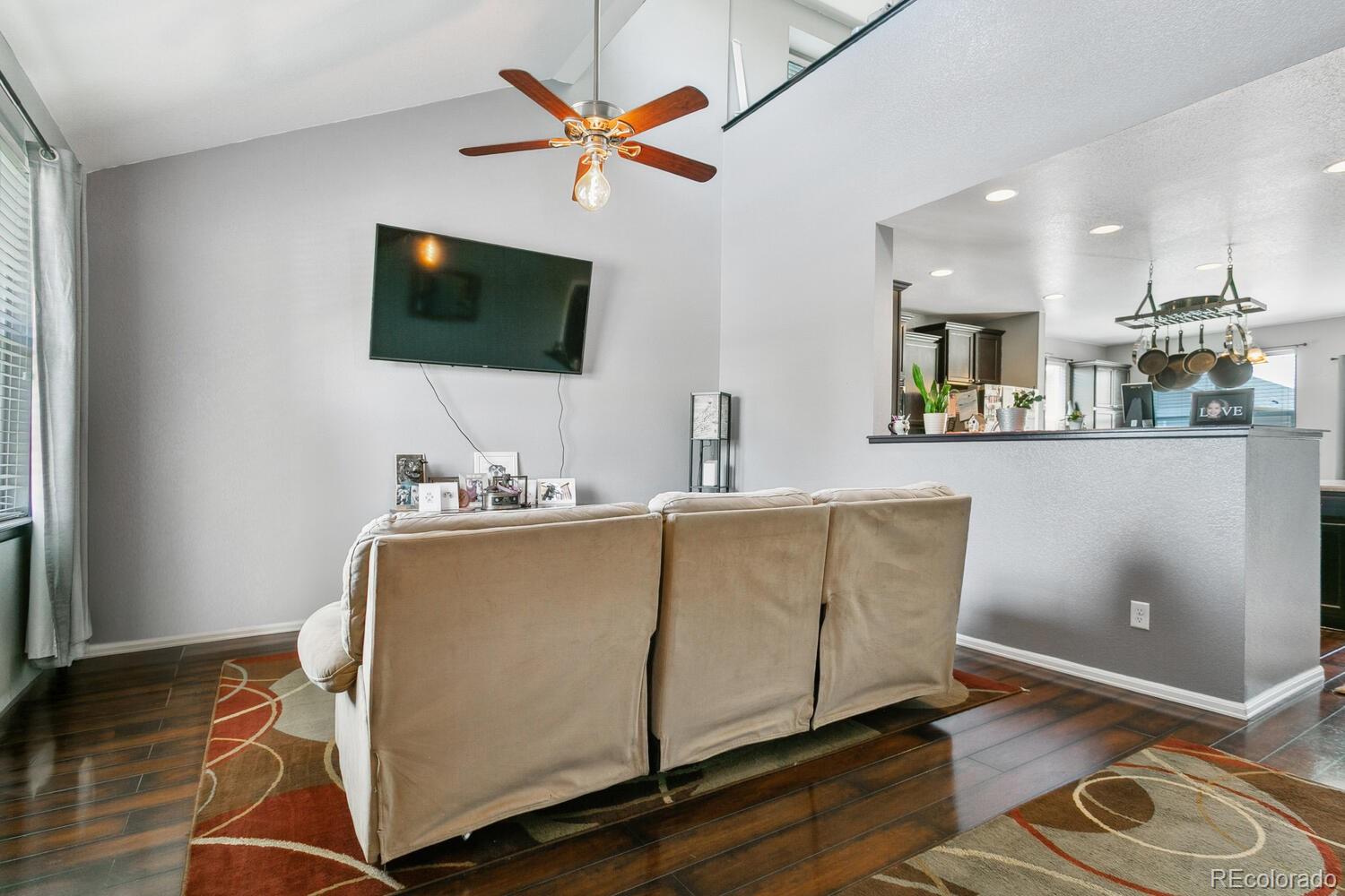 MLS Image #5 for 9919  memphis street,commerce city, Colorado