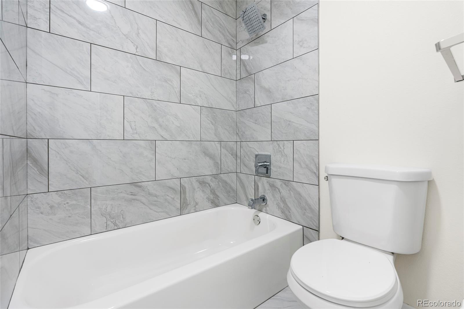 MLS Image #11 for 1519 s sable boulevard,aurora, Colorado