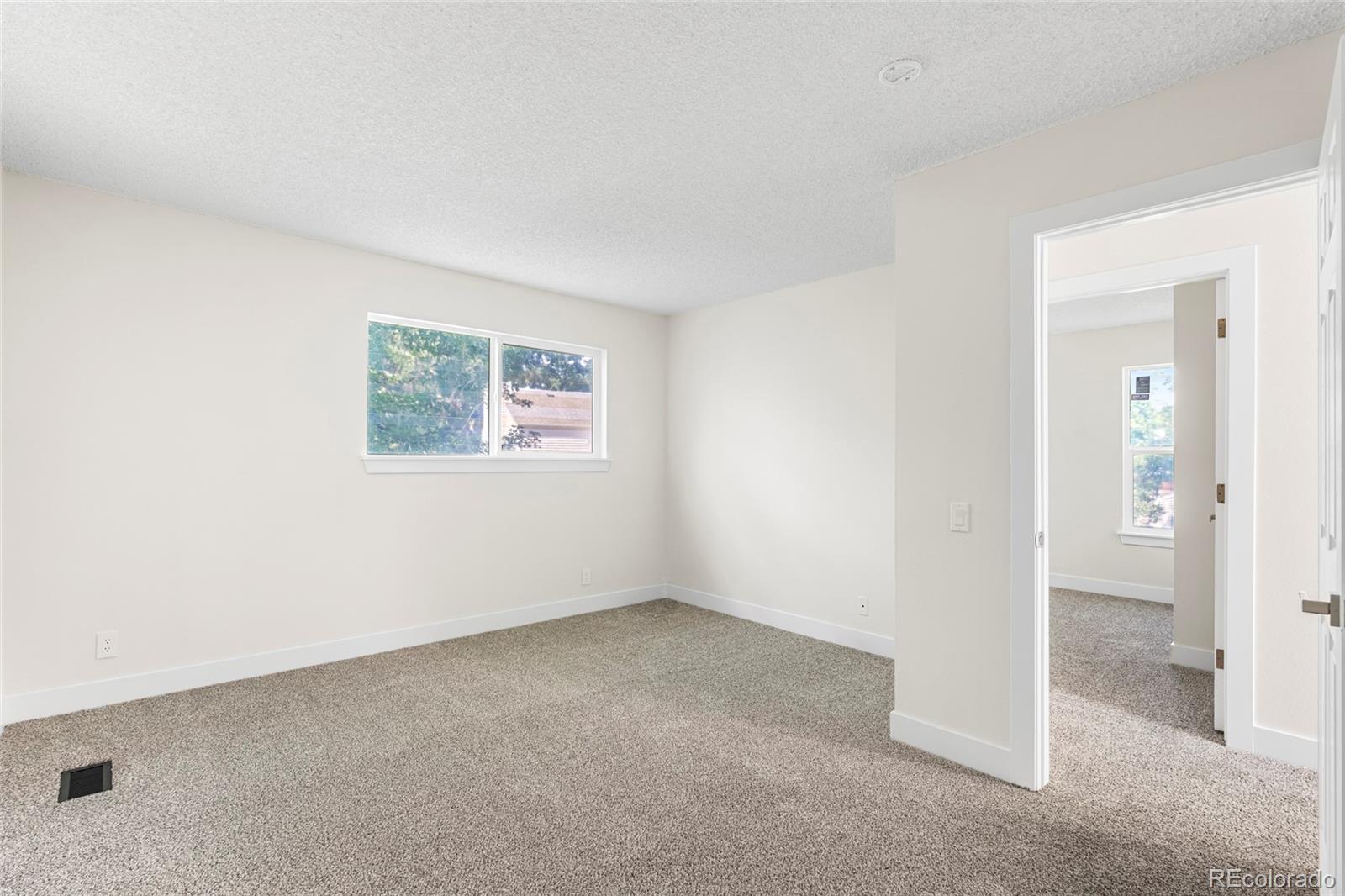 MLS Image #15 for 1519 s sable boulevard,aurora, Colorado