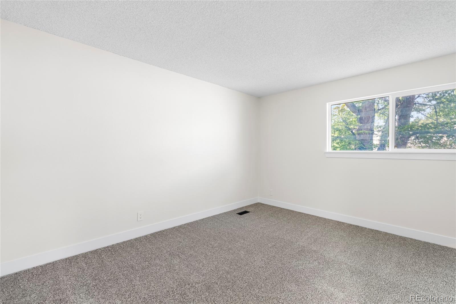 MLS Image #18 for 1519 s sable boulevard,aurora, Colorado