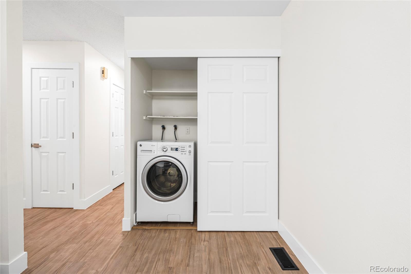 MLS Image #8 for 1519 s sable boulevard,aurora, Colorado