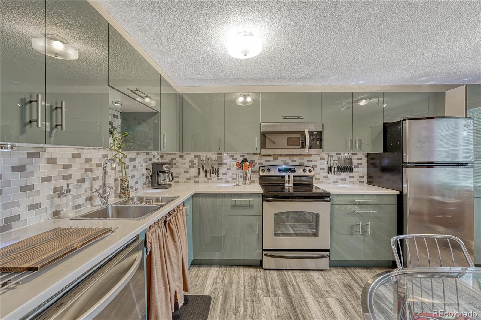 MLS Image #3 for 14034 e utah circle,aurora, Colorado