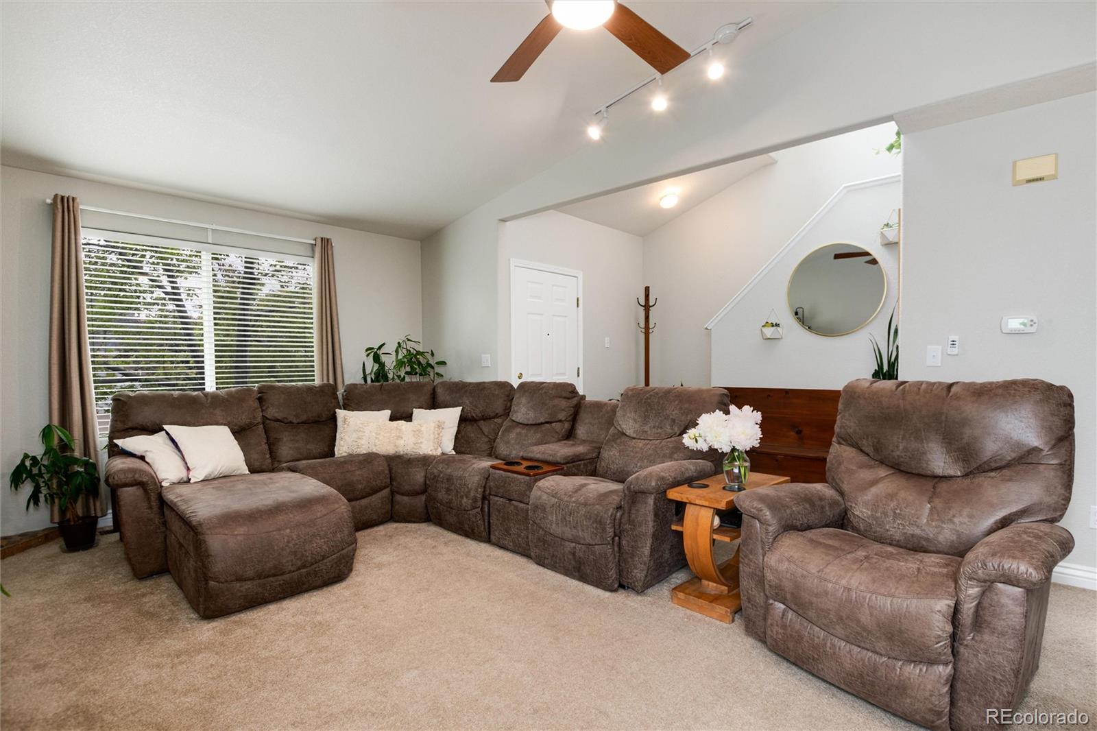 MLS Image #4 for 8129  locust drive,littleton, Colorado