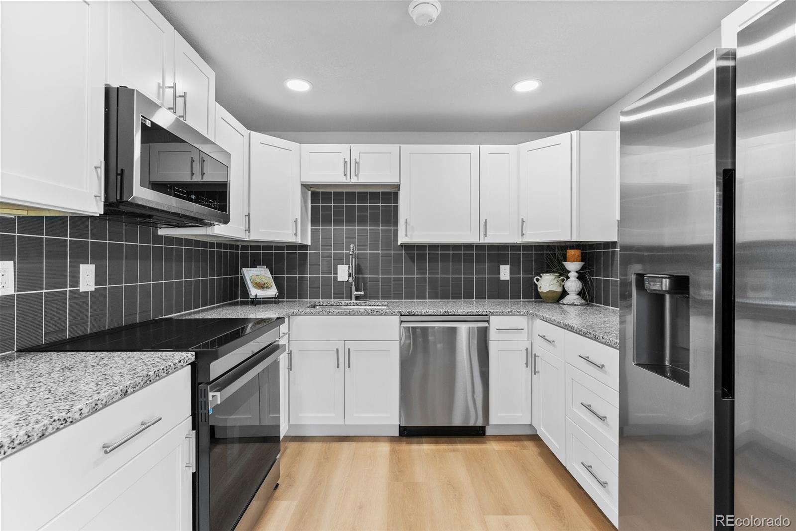 MLS Image #7 for 8333  depew way,arvada, Colorado