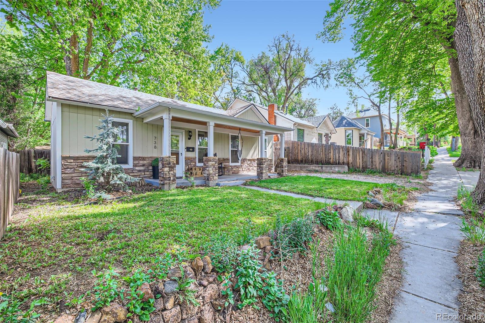 MLS Image #2 for 738 e cache la poudre street,colorado springs, Colorado