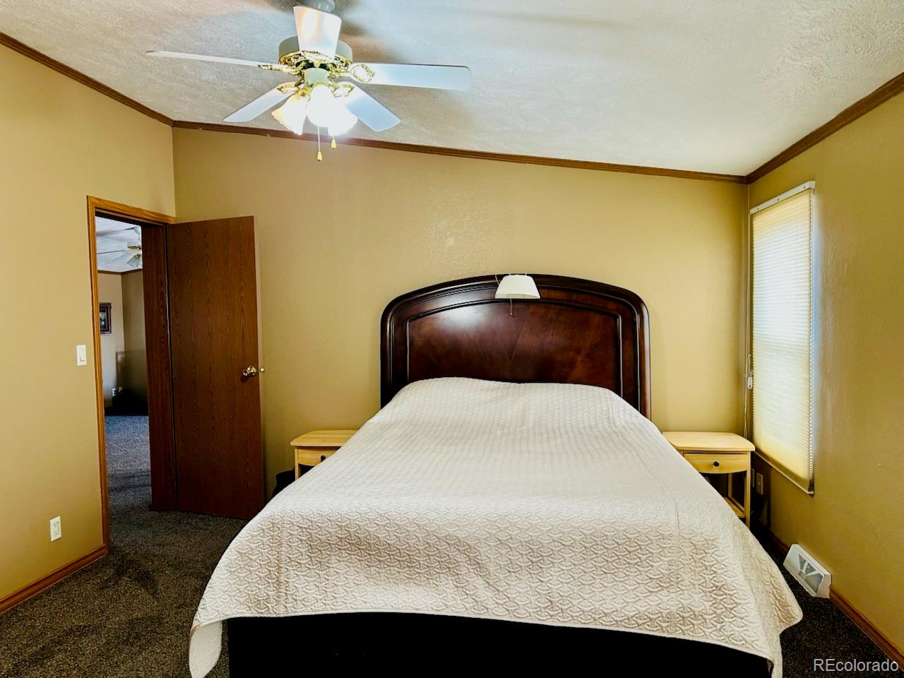MLS Image #11 for 10497  lane 1 ,mosca, Colorado