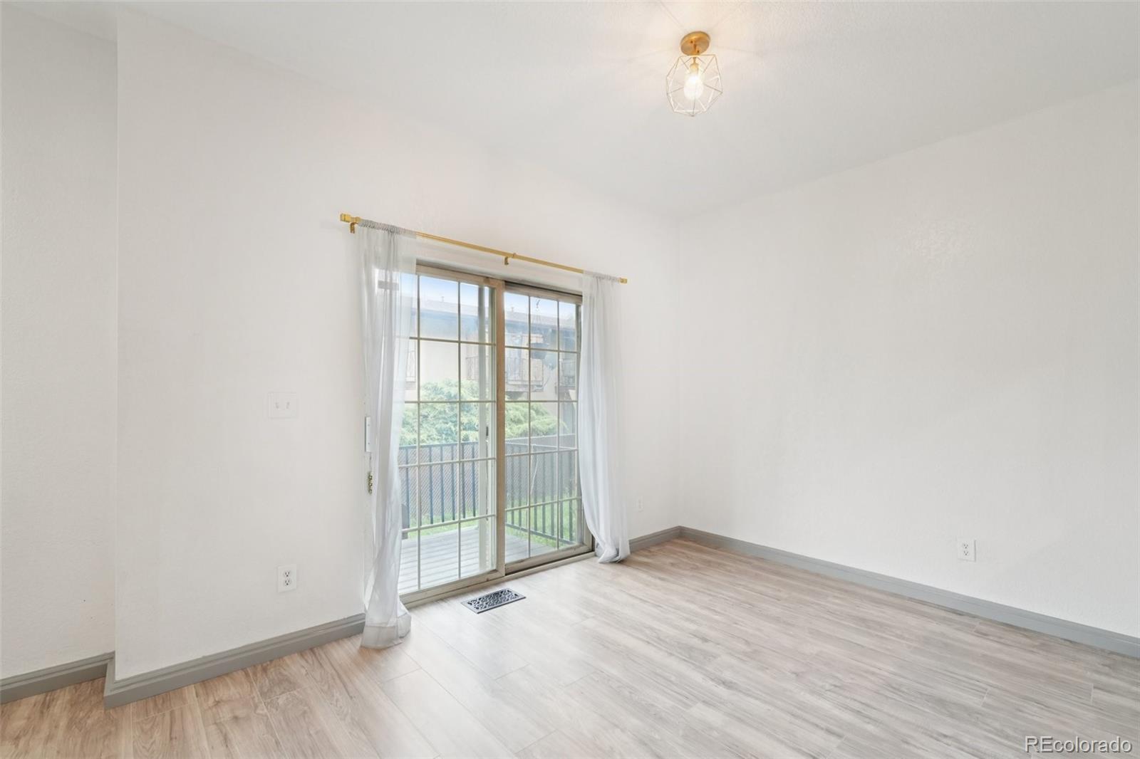 MLS Image #6 for 6973 w louisiana avenue,denver, Colorado