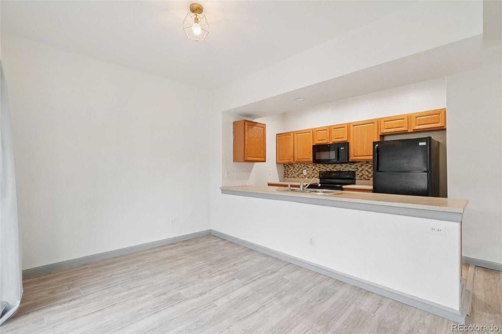 MLS Image #8 for 6973 w louisiana avenue,denver, Colorado