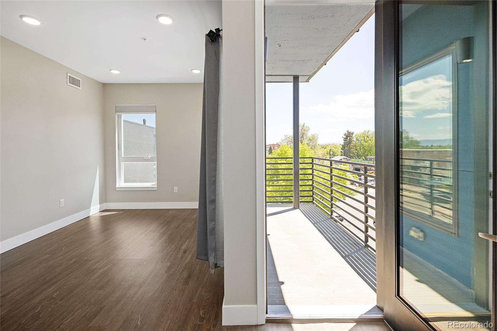 MLS Image #15 for 2374 s university boulevard,denver, Colorado