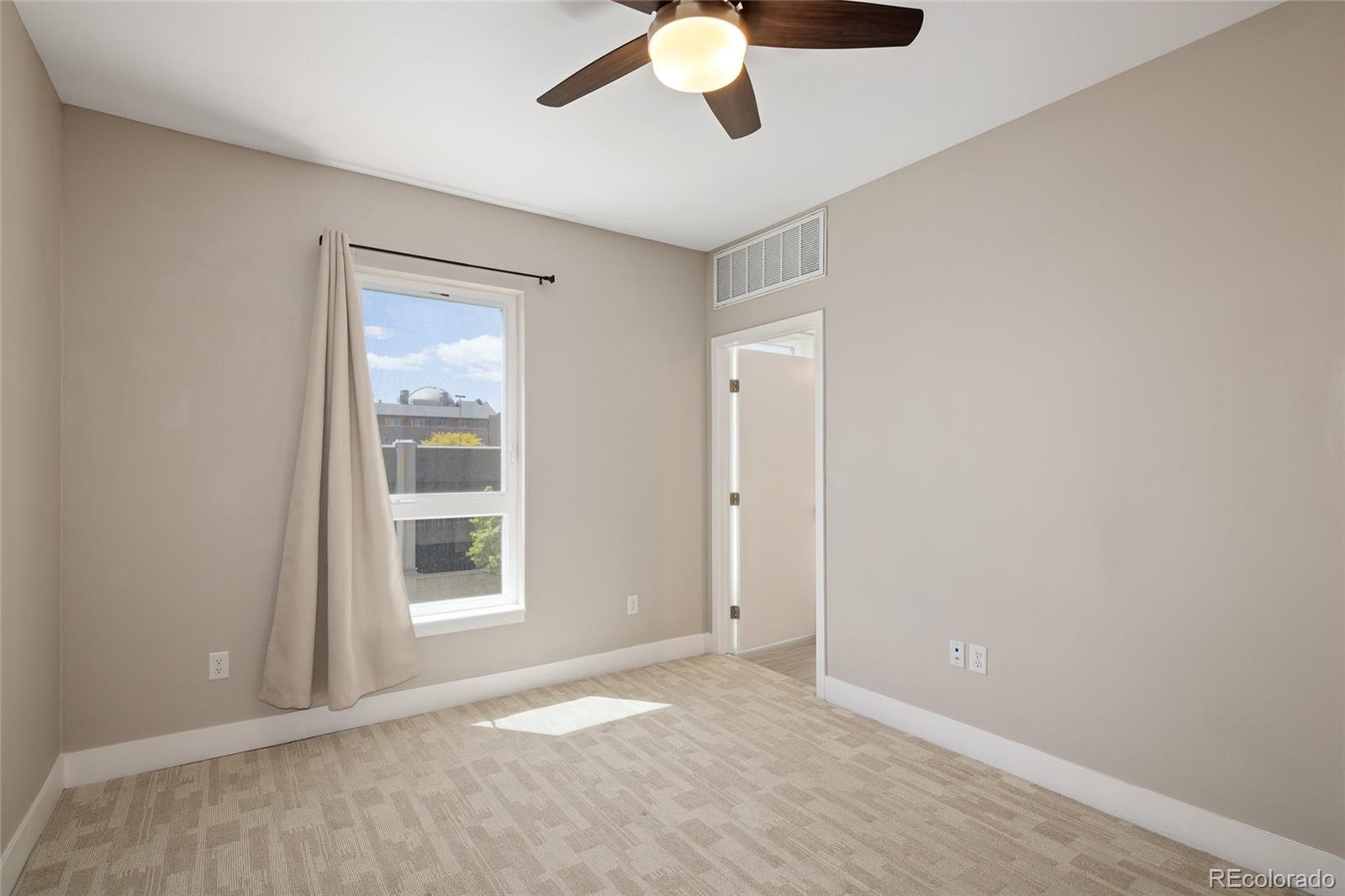 MLS Image #21 for 2374 s university boulevard,denver, Colorado