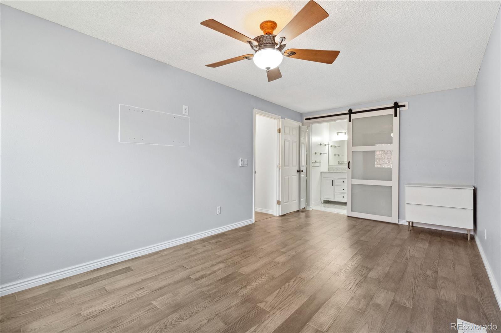MLS Image #18 for 4860 s field way,littleton, Colorado