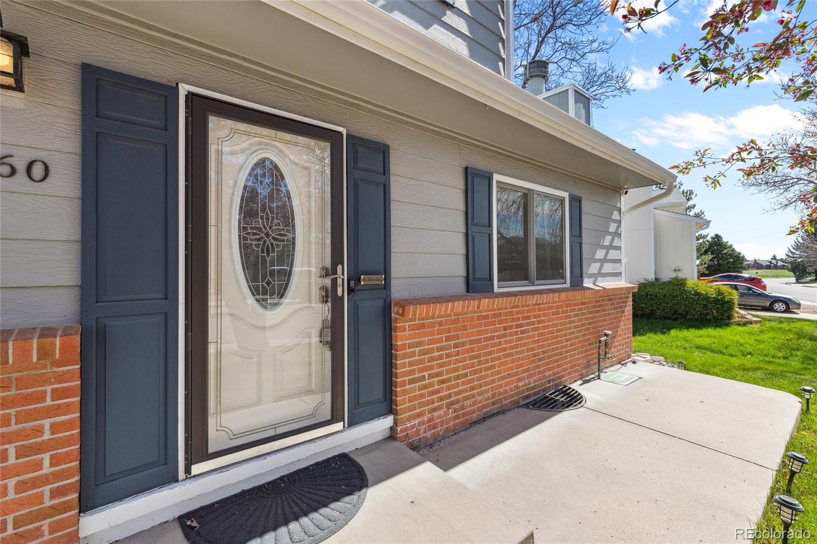MLS Image #3 for 4860 s field way,littleton, Colorado