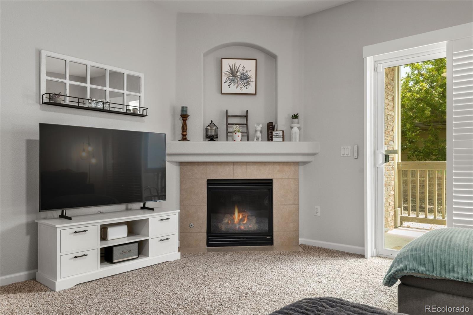 MLS Image #17 for 23346 e 5th place,aurora, Colorado