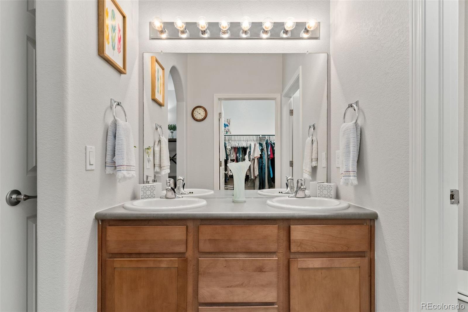 MLS Image #22 for 23346 e 5th place,aurora, Colorado