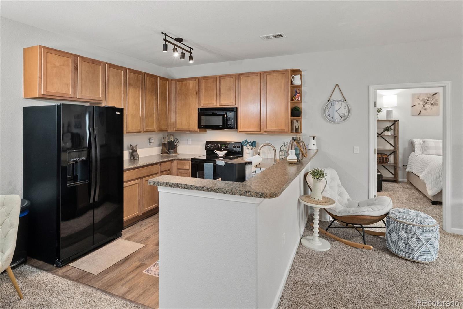MLS Image #7 for 23346 e 5th place,aurora, Colorado